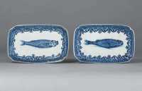 CIRCA 1775 A PAIR OF BLUE AND WHITE’HERRING’ DISHES